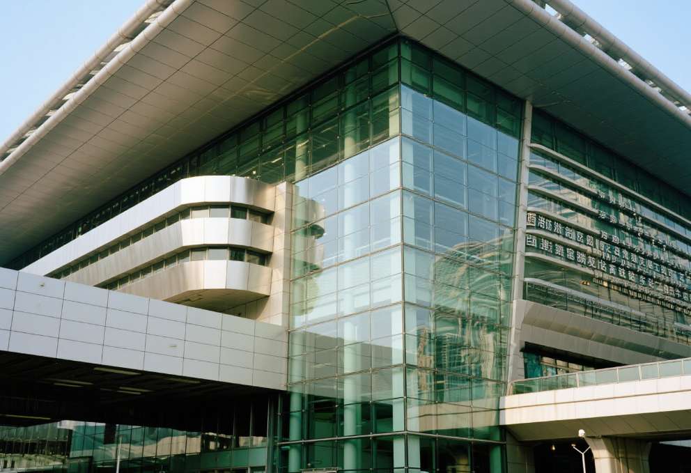 做跨境电商选香港公司还是美国公司？选型指南与全方位对比